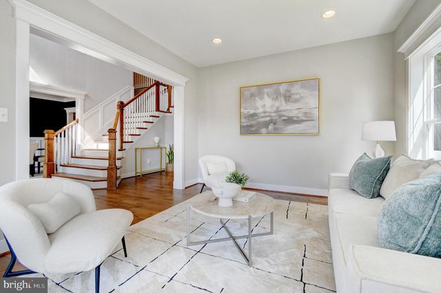 3512 N POCOMOKE ST, Arlington, VA 22213
