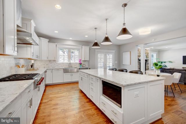 3512 N POCOMOKE ST, Arlington, VA 22213