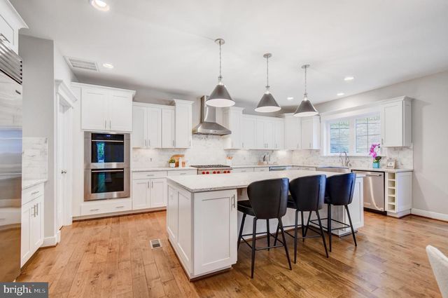 3512 N POCOMOKE ST, Arlington, VA 22213