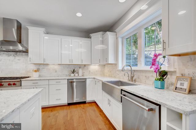 3512 N POCOMOKE ST, Arlington, VA 22213