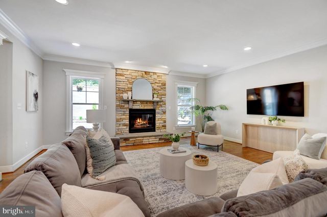 3512 N POCOMOKE ST, Arlington, VA 22213