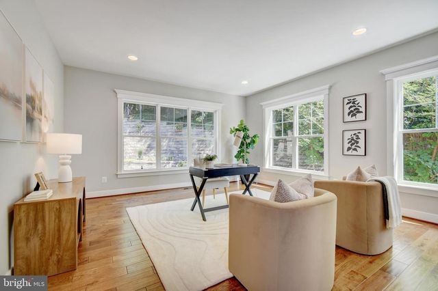 3512 N POCOMOKE ST, Arlington, VA 22213