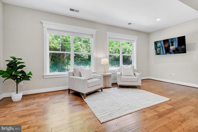 3512 N POCOMOKE ST, Arlington, VA 22213
