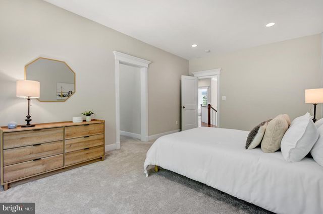 3512 N POCOMOKE ST, Arlington, VA 22213