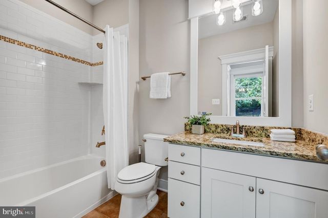 3512 N POCOMOKE ST, Arlington, VA 22213