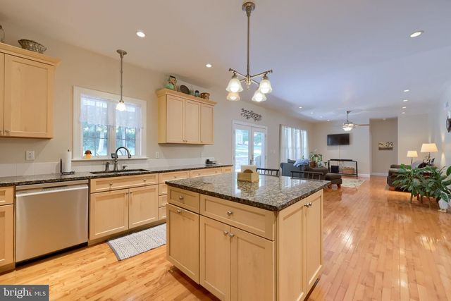 120 REXMONT RD, Lebanon, PA 17042