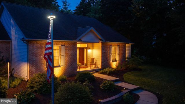 120 REXMONT RD, Lebanon, PA 17042