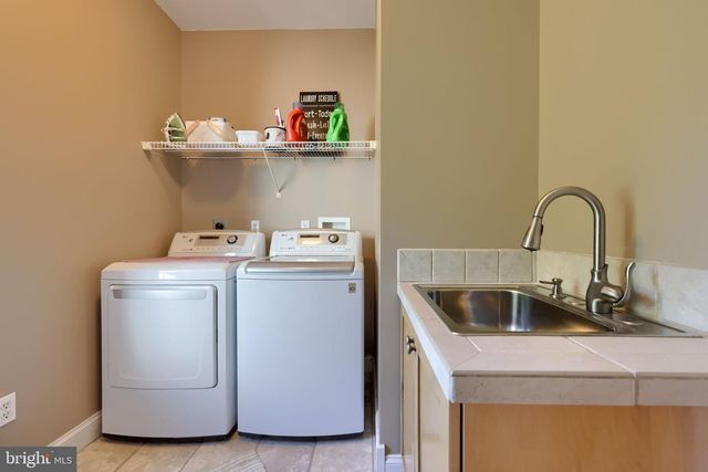 120 REXMONT RD, Lebanon, PA 17042