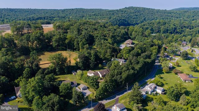 120 REXMONT RD, Lebanon, PA 17042