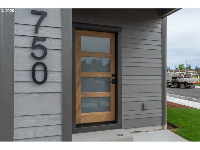 750 Se 34TH St, Battle Ground, WA 98604