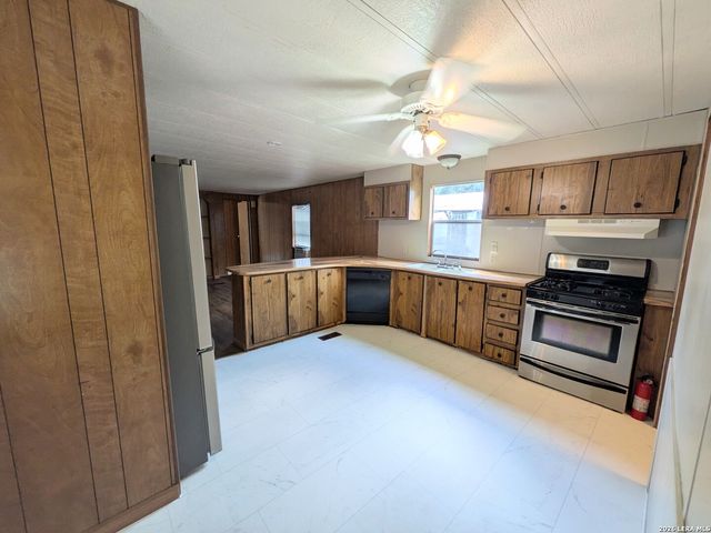 16240 San Pedro Ave Lot 312, San Antonio, TX 78232