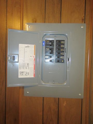 3040 Cranberry Hwy 10, Wareham, MA 02538