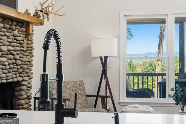 35 Dora Lane, Ellijay, GA 30540