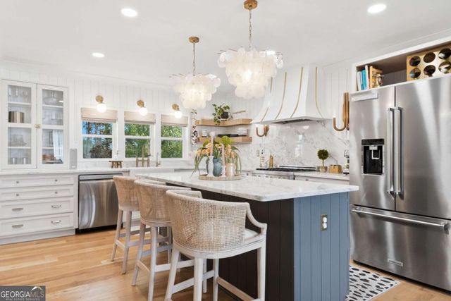 1111 Etowah Valley Lane, Woodstock, GA 30189