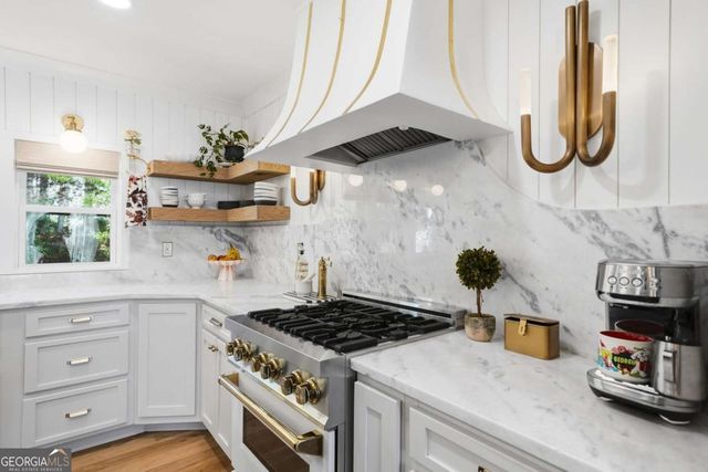 1111 Etowah Valley Lane, Woodstock, GA 30189