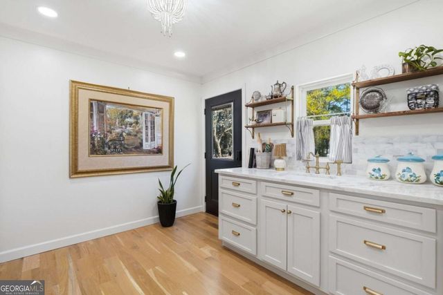 1111 Etowah Valley Lane, Woodstock, GA 30189