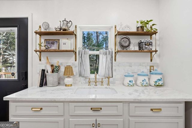 1111 Etowah Valley Lane, Woodstock, GA 30189