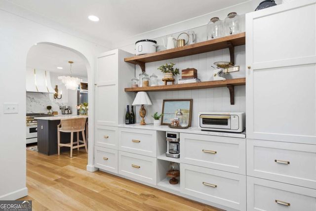 1111 Etowah Valley Lane, Woodstock, GA 30189