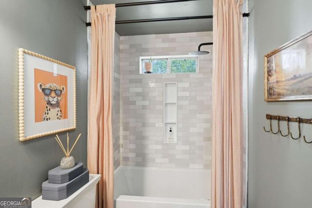 1111 Etowah Valley Lane, Woodstock, GA 30189