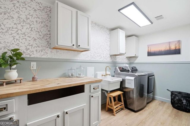 1111 Etowah Valley Lane, Woodstock, GA 30189