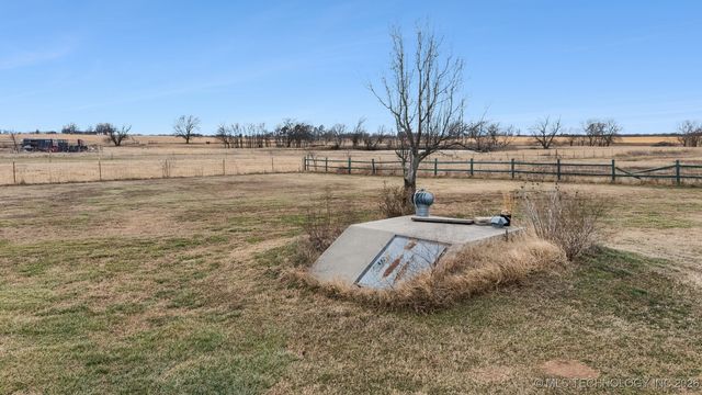 5401 N 435, Adair, OK 74330