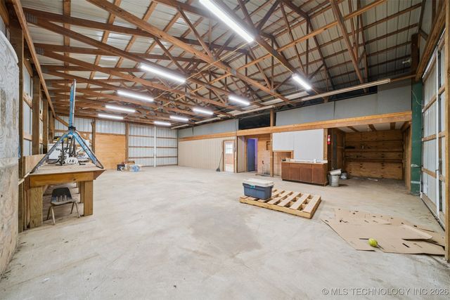 5401 N 435, Adair, OK 74330