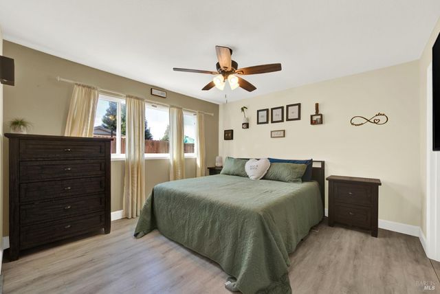 655 Marshall Ct, Vacaville, CA 95687