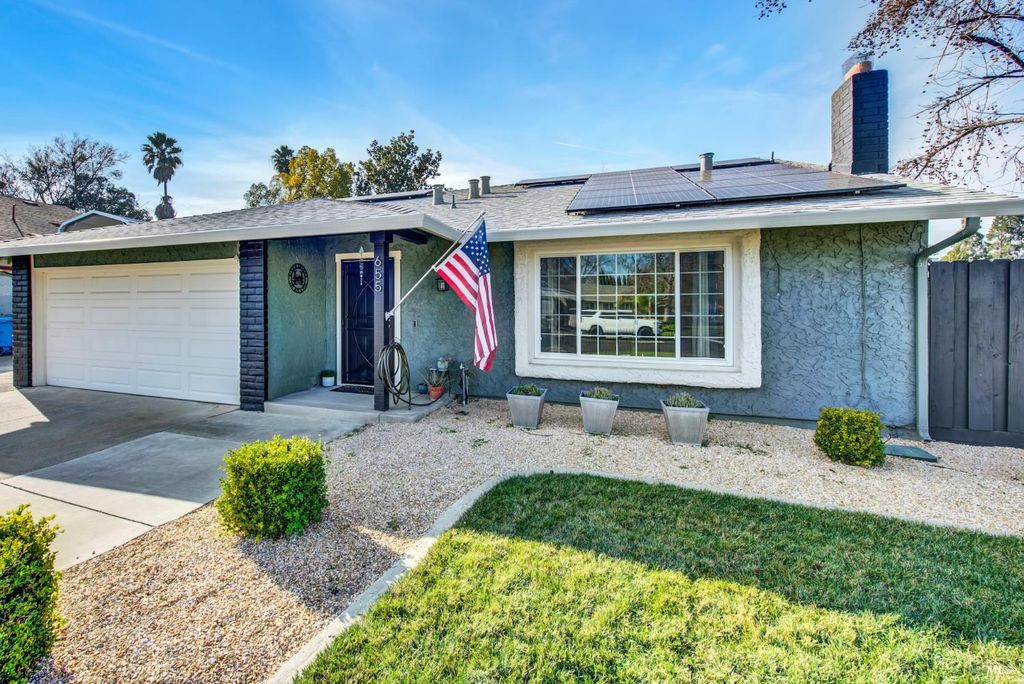 655 Marshall Ct, Vacaville, CA 95687