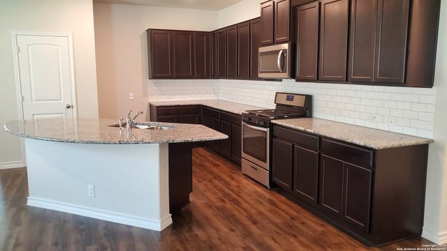 156 HARLEY HAY, Cibolo, TX 78108