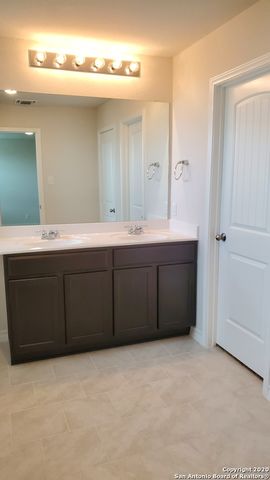 156 HARLEY HAY, Cibolo, TX 78108