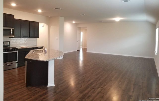 156 HARLEY HAY, Cibolo, TX 78108