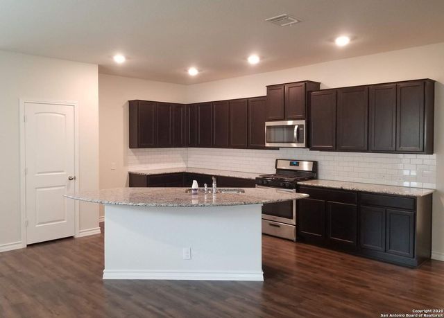 156 HARLEY HAY, Cibolo, TX 78108