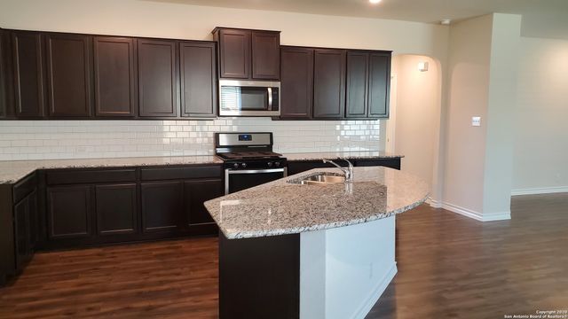 156 HARLEY HAY, Cibolo, TX 78108