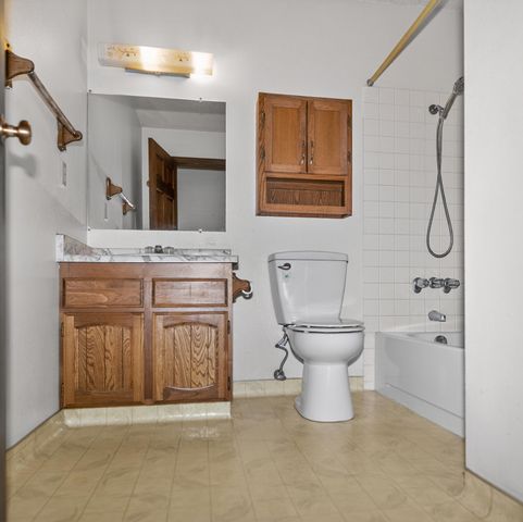 450 Fulton Street, Klamath Falls, OR 97601