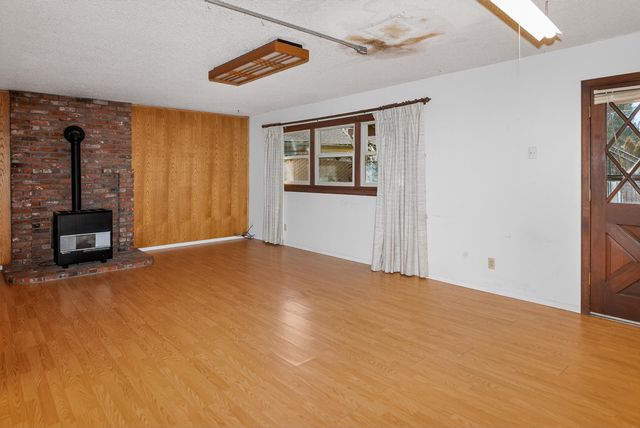 450 Fulton Street, Klamath Falls, OR 97601