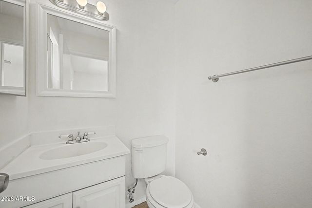 5222 W ALTADENA Avenue, Glendale, AZ 85304