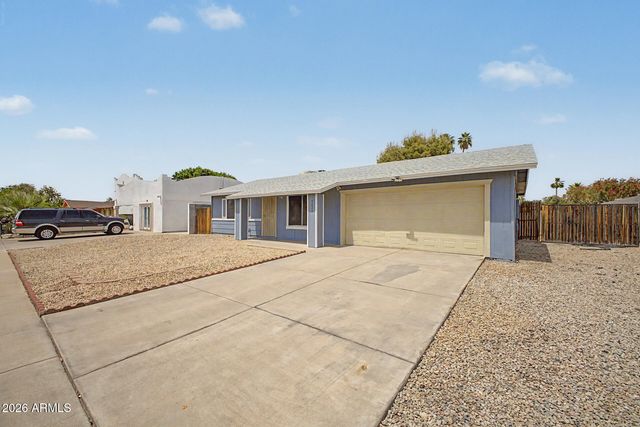 5222 W ALTADENA Avenue, Glendale, AZ 85304