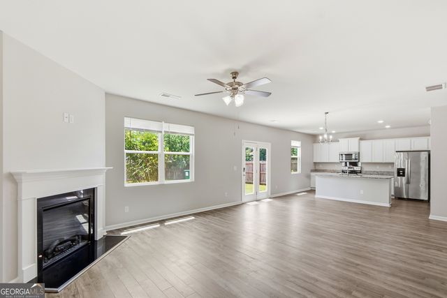 141 Cranapple Lane, Mcdonough, GA 30253