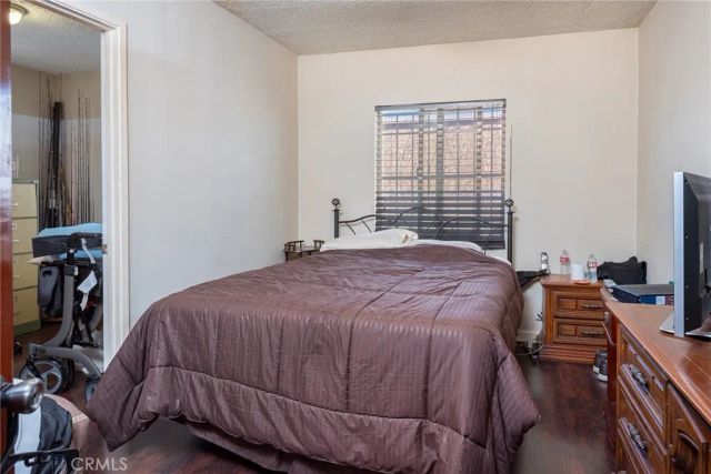 1657 W 67th Street 2, Los Angeles, CA 90047