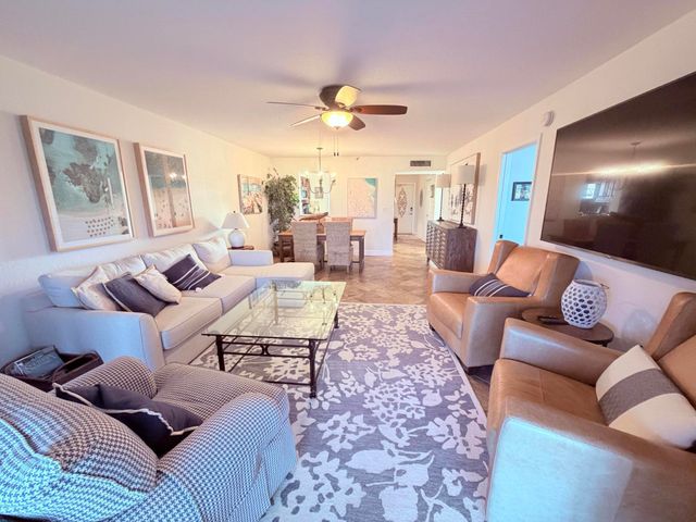 4550 NW 18th Avenue 503, Deerfield Beach, FL 33064