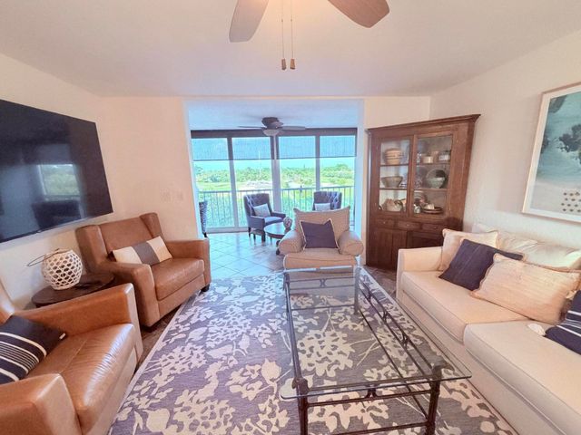4550 NW 18th Avenue 503, Deerfield Beach, FL 33064