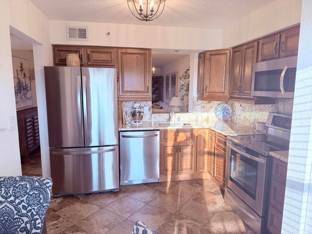 4550 NW 18th Avenue 503, Deerfield Beach, FL 33064