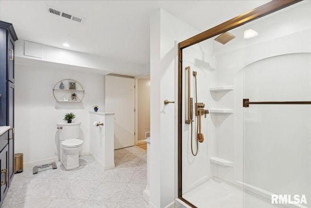 114 4TH Street, Fulton, IL 61252