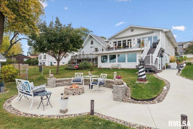 114 4TH Street, Fulton, IL 61252