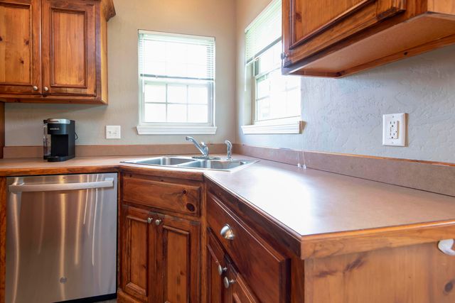 1214 Evington Court, Springfield, MO 65803