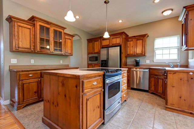 1214 Evington Court, Springfield, MO 65803