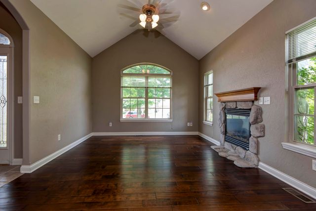 1214 Evington Court, Springfield, MO 65803