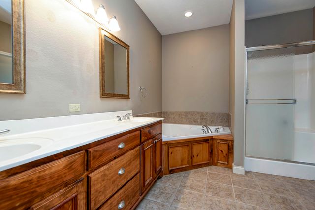 1214 Evington Court, Springfield, MO 65803