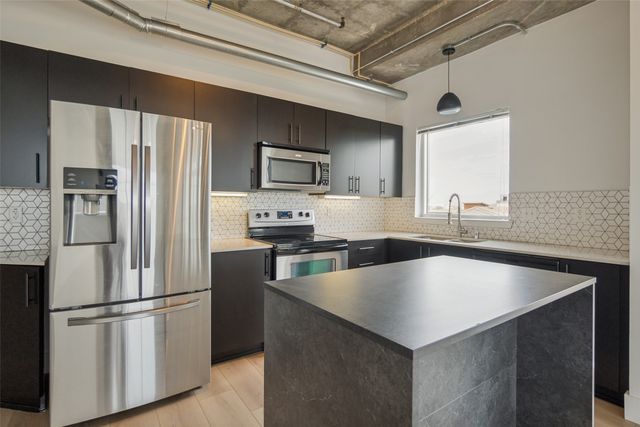 1001 Belleview Street 408, Dallas, TX 75215