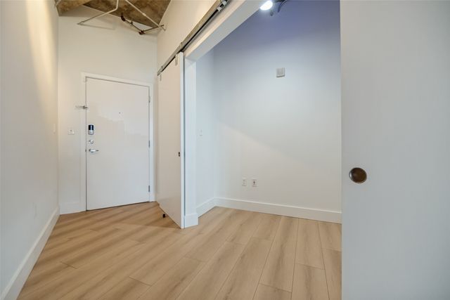 1001 Belleview Street 408, Dallas, TX 75215